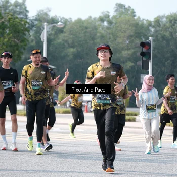 Runner Photo 6807935