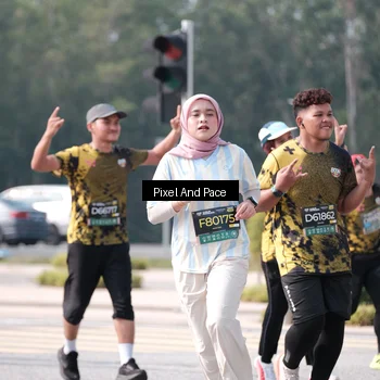 Runner Photo 6807942