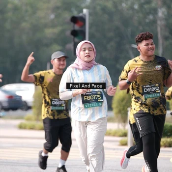 Runner Photo 6807945