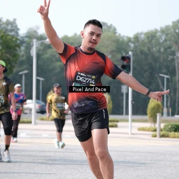 Runner Photo 6807990
