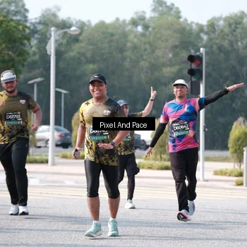 Runner Photo 6808006