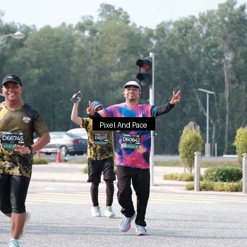 Runner Photo 6808014