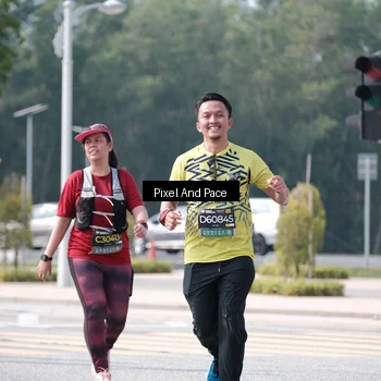 Runner Photo 6808030