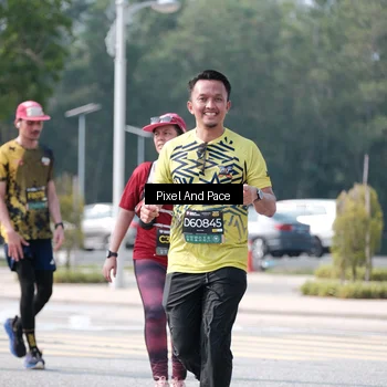Runner Photo 6808039
