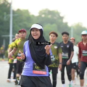 Runner Photo 6808496