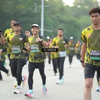 Runner Photo 6809026