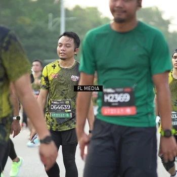 Runner Photo 6809059