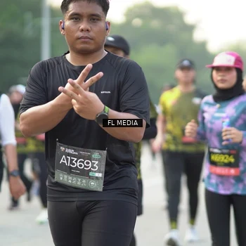 Runner Photo 6809073