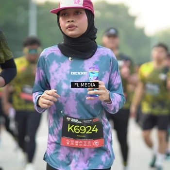 Runner Photo 6809105