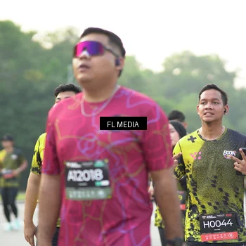 Runner Photo 6809119