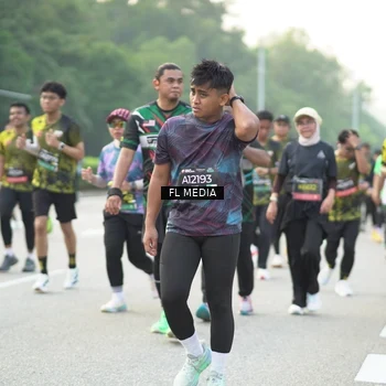 Runner Photo 6809161