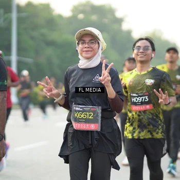 Runner Photo 6809179