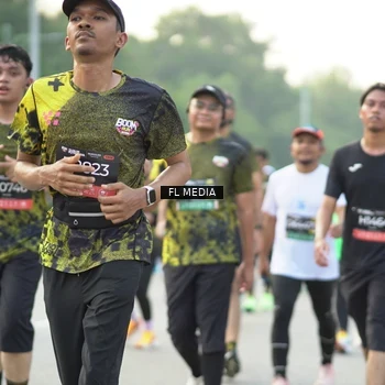 Runner Photo 6809194