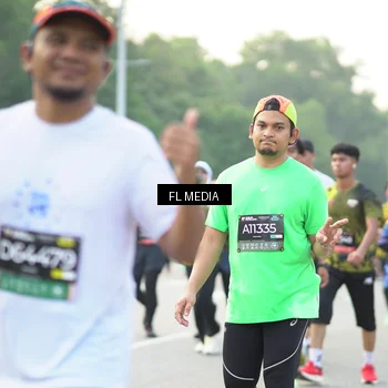 Runner Photo 6809205