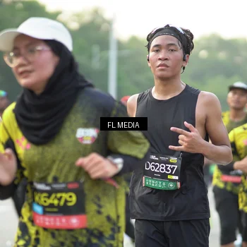Runner Photo 6809306
