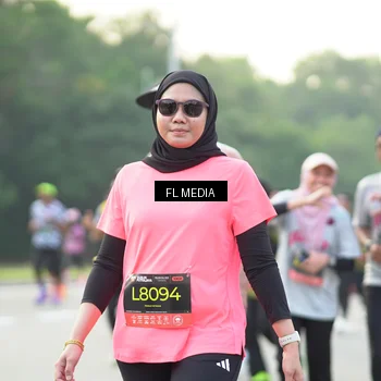 Runner Photo 6809387