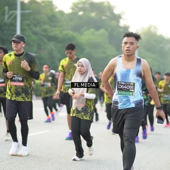 Runner Photo 6809519