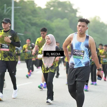 Runner Photo 6809556