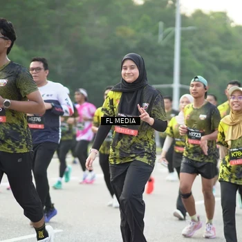 Runner Photo 6809580