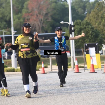 Runner Photo 6809799