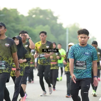 Runner Photo 6809923