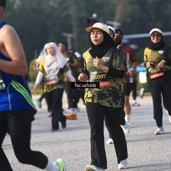 Runner Photo 6810024