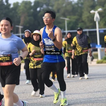 Runner Photo 6810036