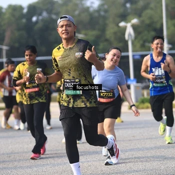 Runner Photo 6810041