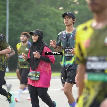 Runner Photo 6810044