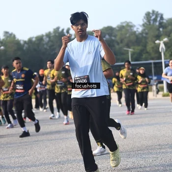 Runner Photo 6810053