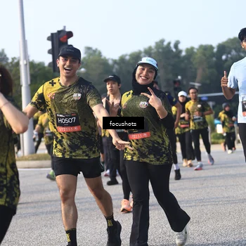 Runner Photo 6810065