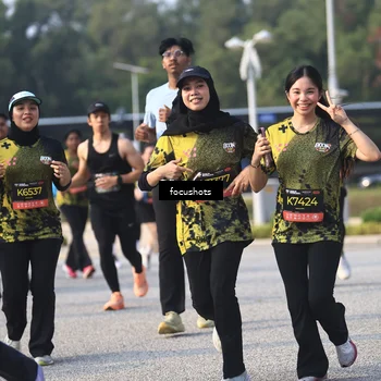 Runner Photo 6810081
