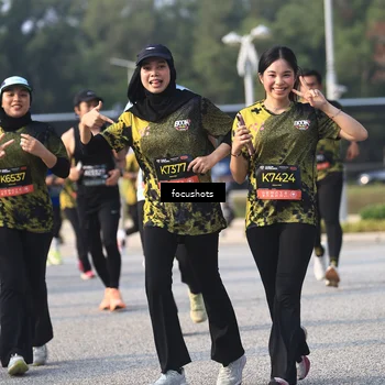 Runner Photo 6810091