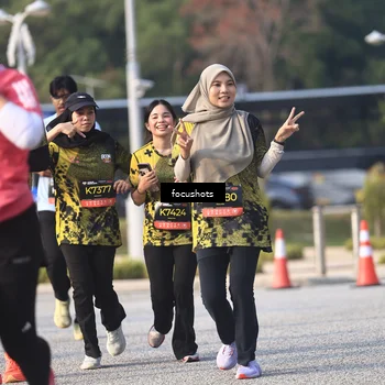 Runner Photo 6810099
