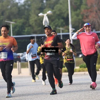 Runner Photo 6810107