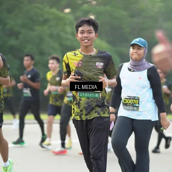 Runner Photo 6810120