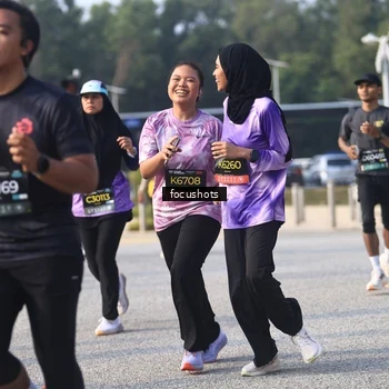 Runner Photo 6810217