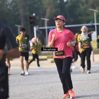 Runner Photo 6810219