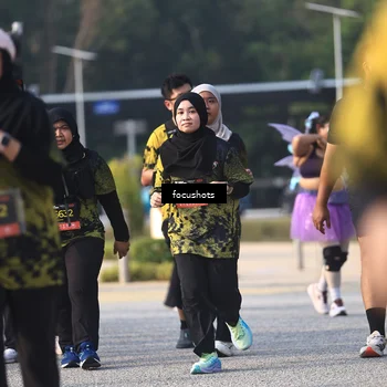 Runner Photo 6810285