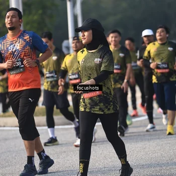 Runner Photo 6810356