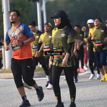 Runner Photo 6810360