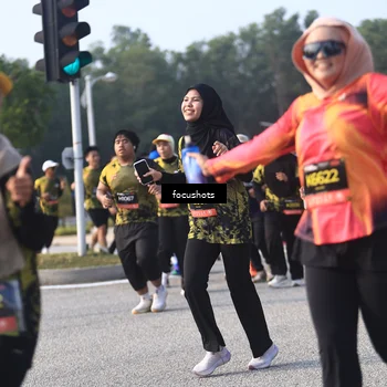 Runner Photo 6810387