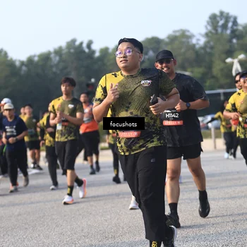 Runner Photo 6810388