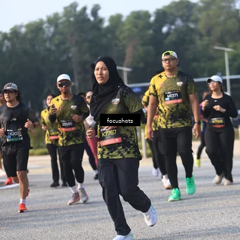 Runner Photo 6810399
