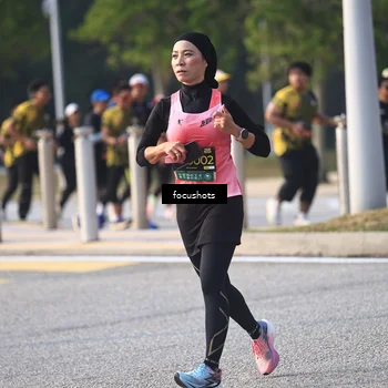 Runner Photo 6810426
