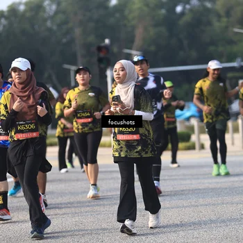 Runner Photo 6810465