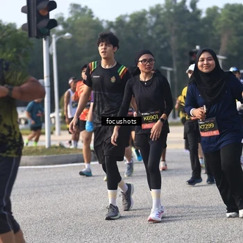 Runner Photo 6810492