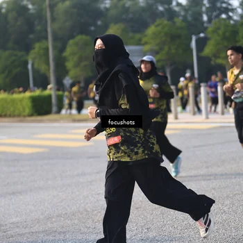 Runner Photo 6810549