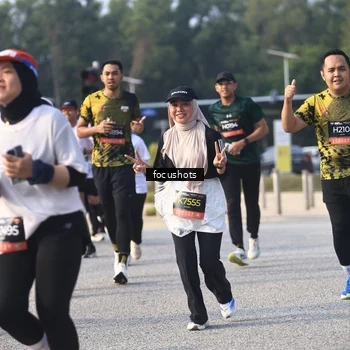 Runner Photo 6810581