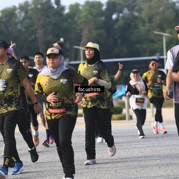 Runner Photo 6810602
